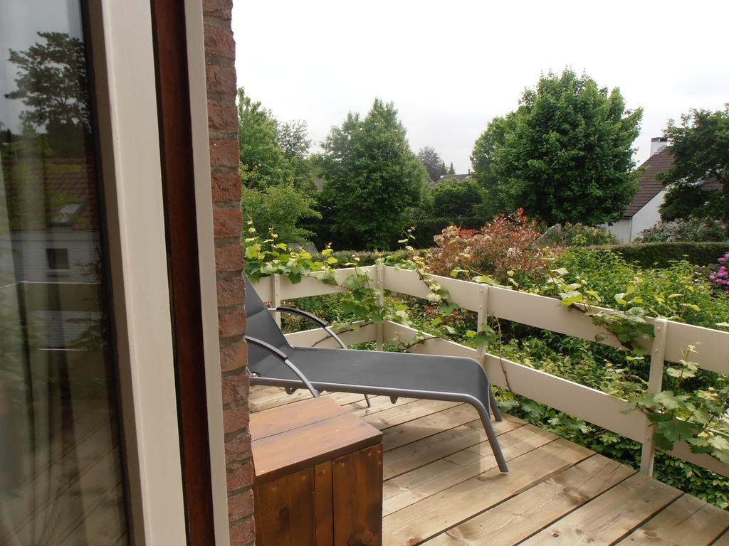 B&B Jossefin Tuinen Lanaken Exterior photo